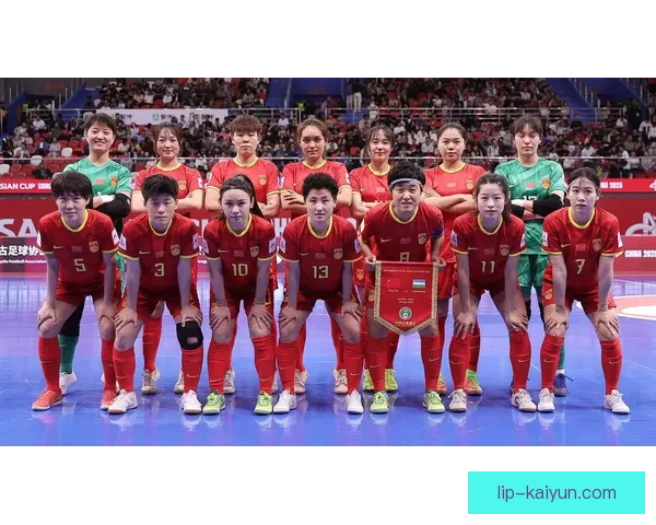 中国足球亚洲杯：国家队再创辉煌，展现夺冠决心备受期待