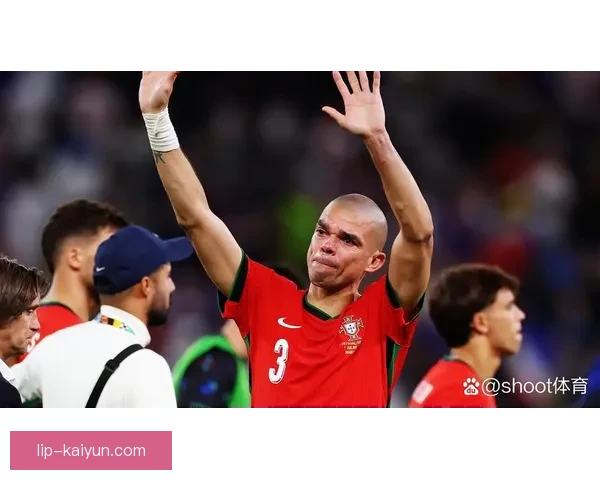 佩佩传奇助推新一代足球偶像迎来表现亮眼的足坛风潮